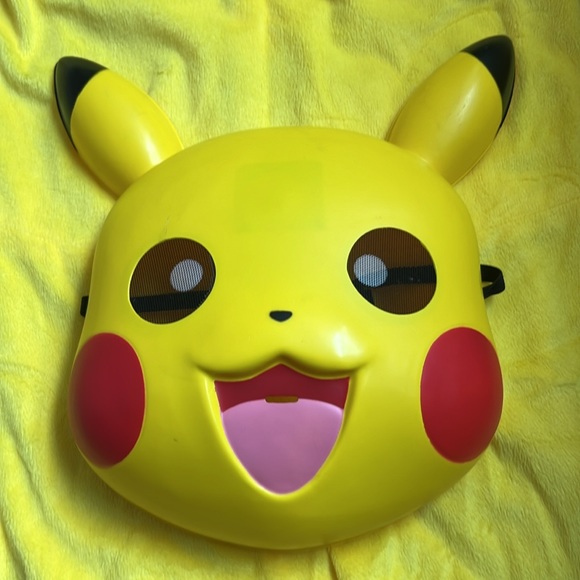 Pikachu costume - Picture 2 of 5